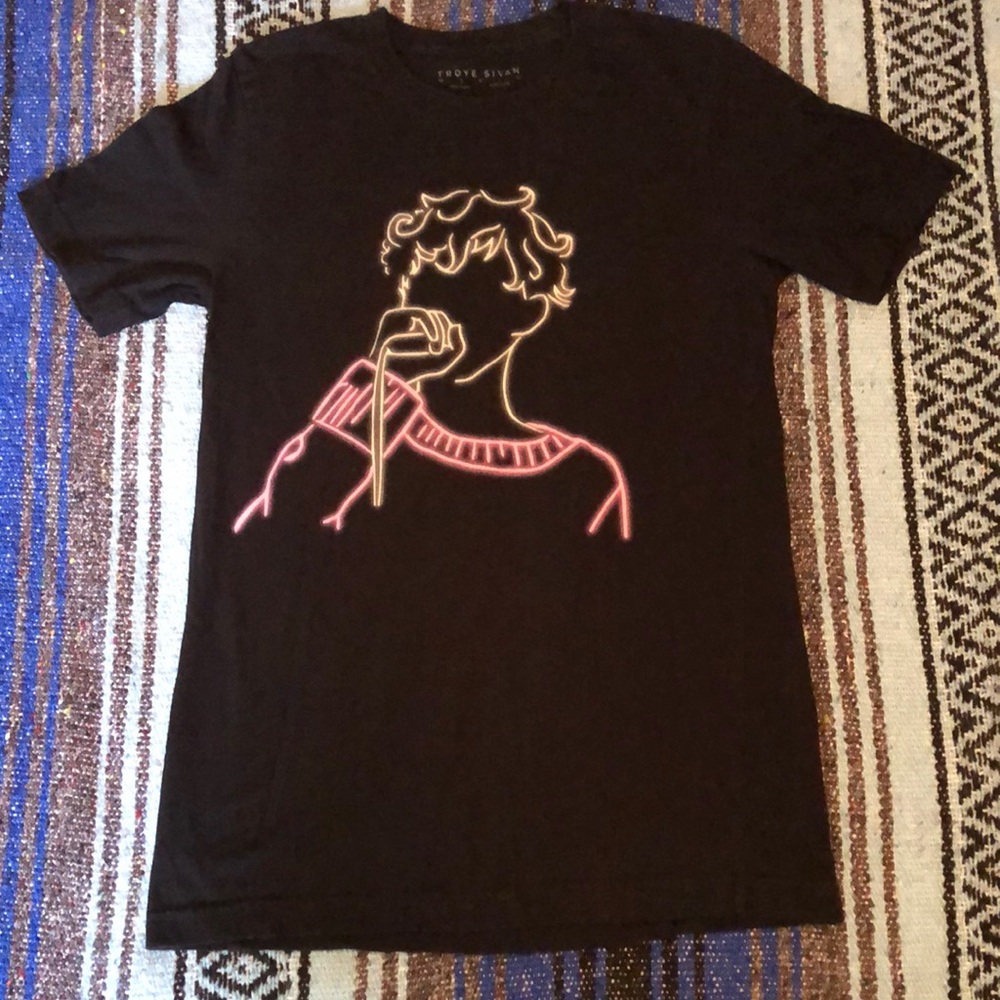 Troye Sivan 2016 Blue Neighborhood Concert Tour Tee Shirt